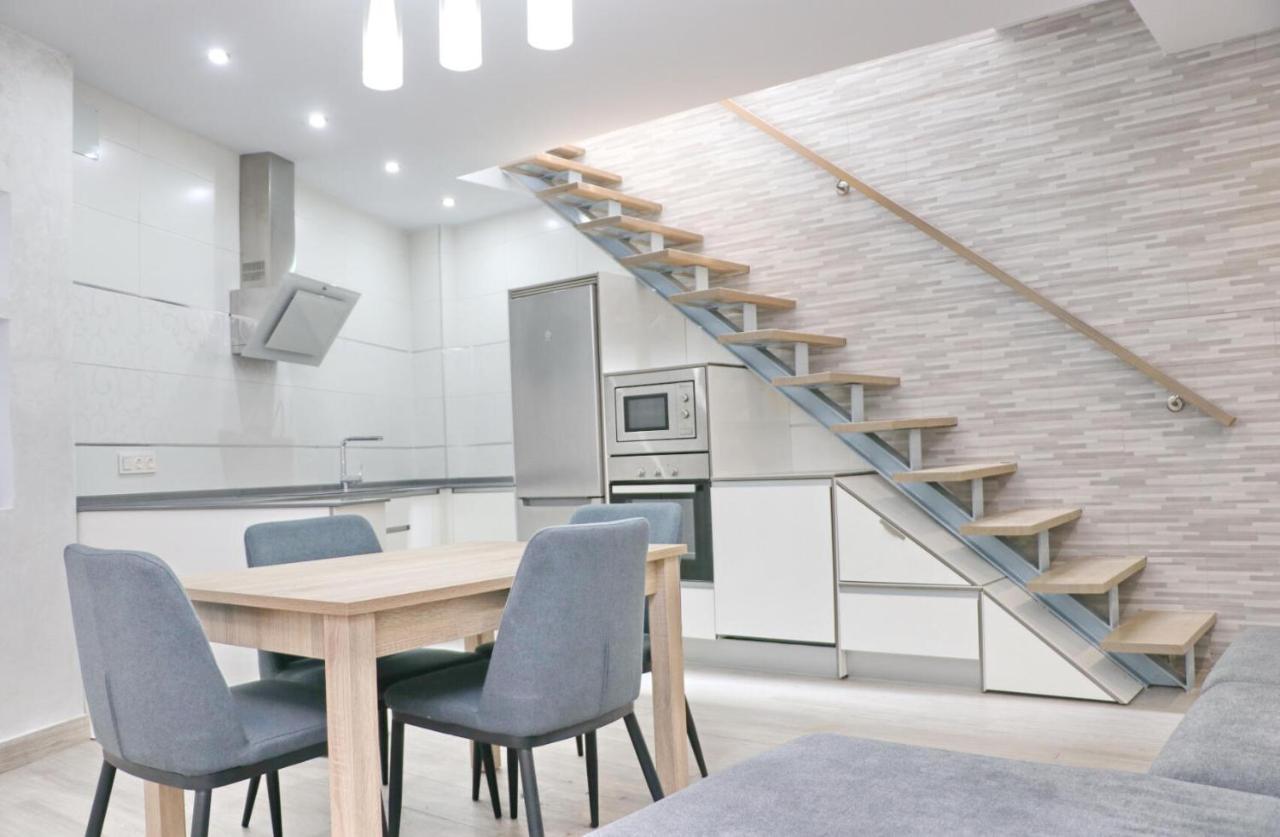 Apartamento Colon Конил-де-ла-Фронтера Екстериор снимка